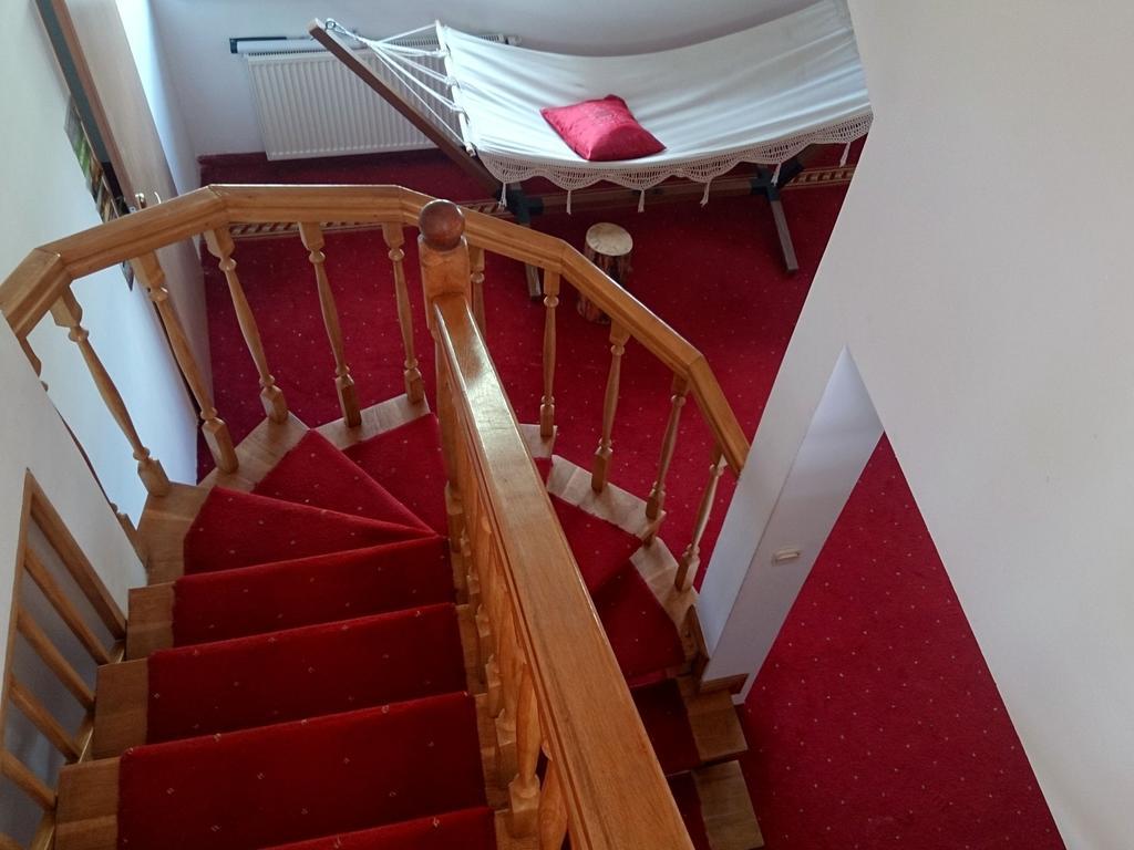 Adventura Hostel Варшава Экстерьер фото