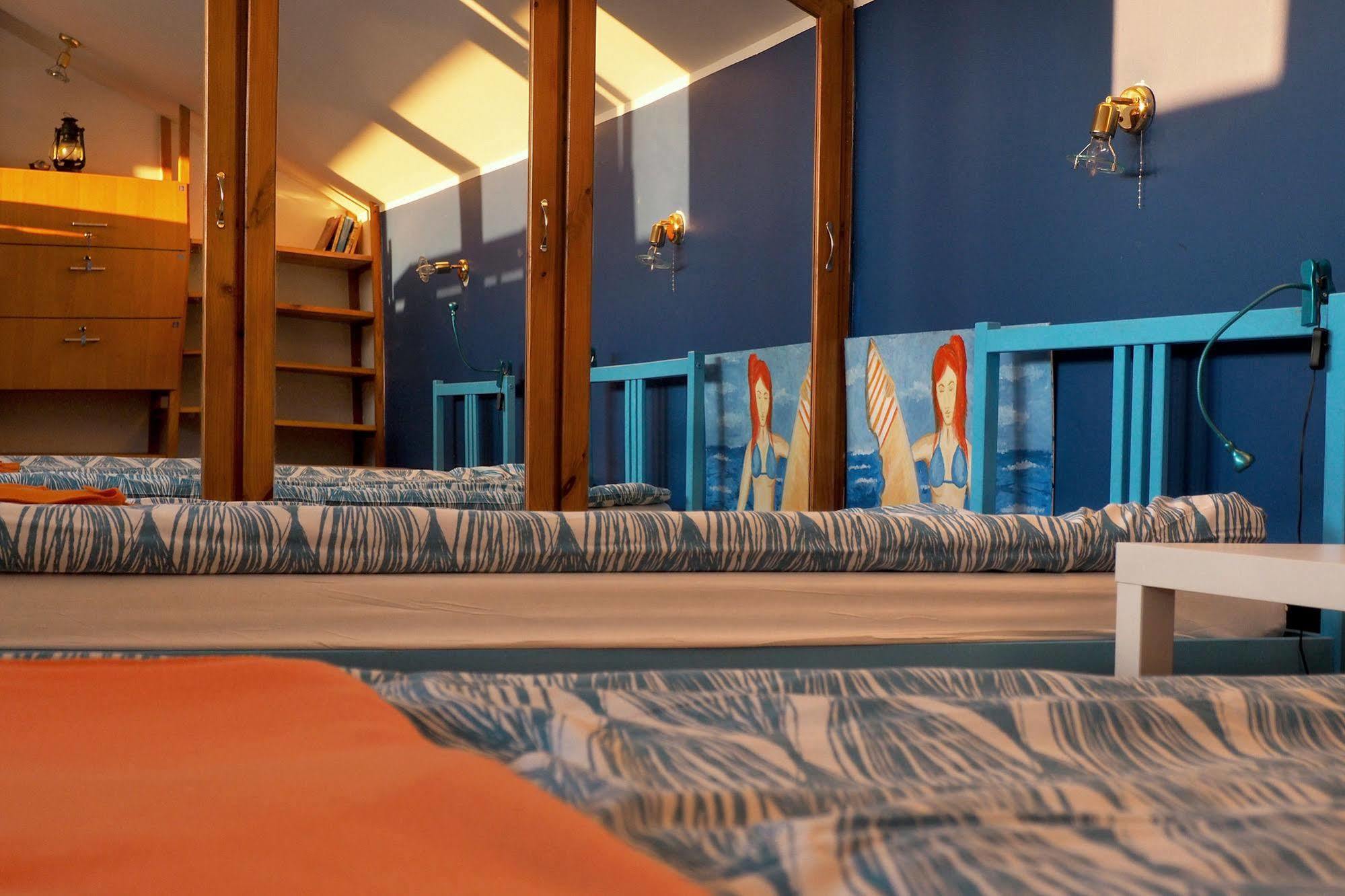 Adventura Hostel Варшава Экстерьер фото